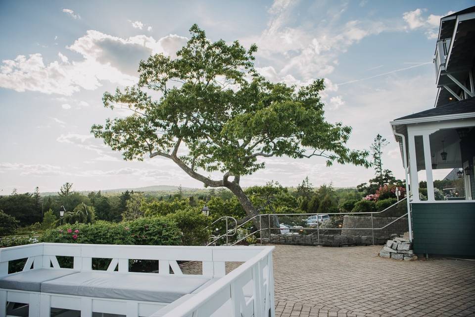 Oceanfront Lawn Ceremony