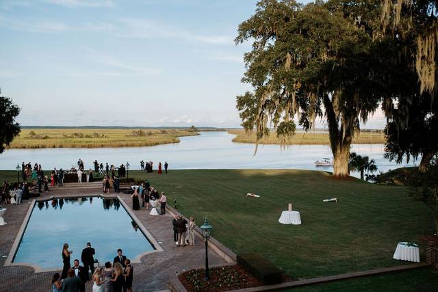 Elegant Savannah Weddings