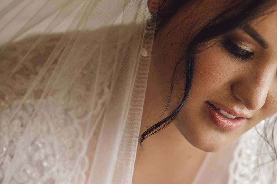 Bride beauty details