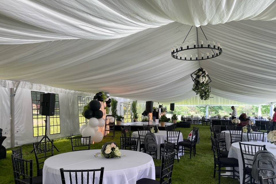 Frame Tent with Tent Liner