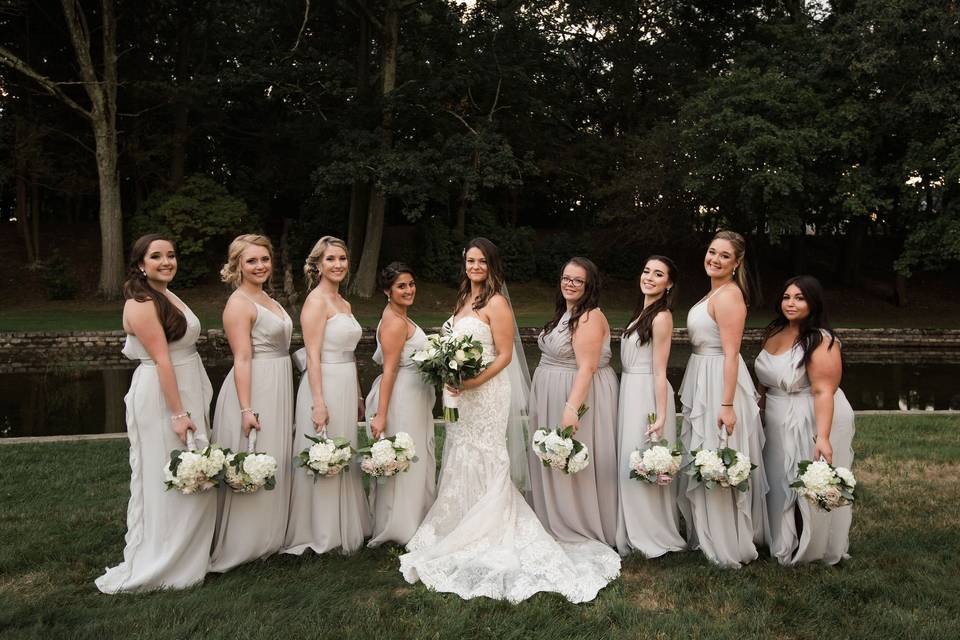 Gorgeous bridal party