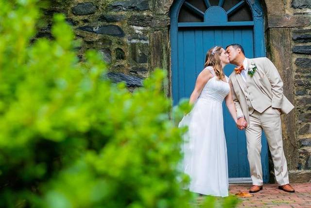 Couple kissing