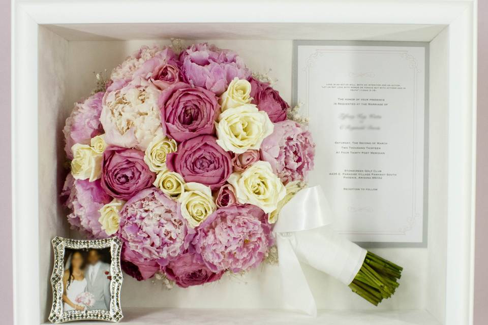 How to Preserve Your Wedding Bouquet Like a Pro