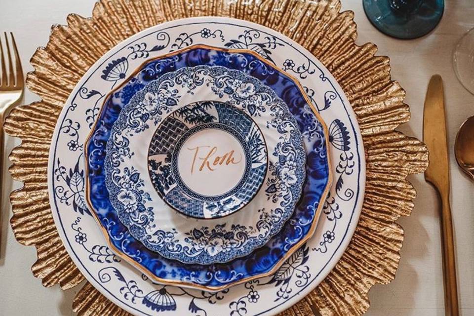 Calligraphy dishes