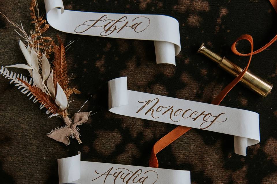 Scroll placecards