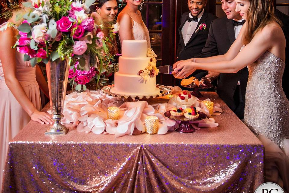 Cake cutting