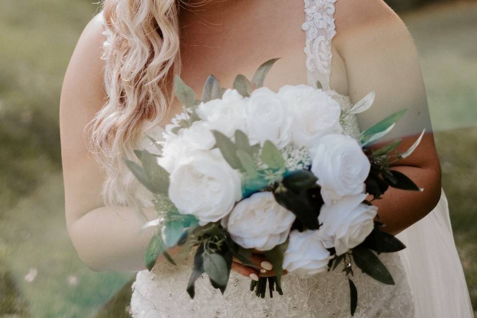 White and green bouquet