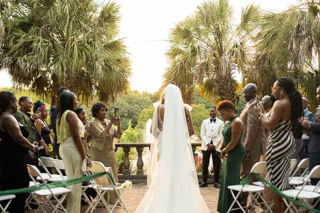 Riverbanks Zoo & Garden - Museum Weddings - Columbia, Sc - Weddingwire