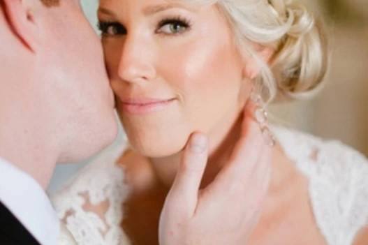 Sarah Combs - HairStylist and Makeup