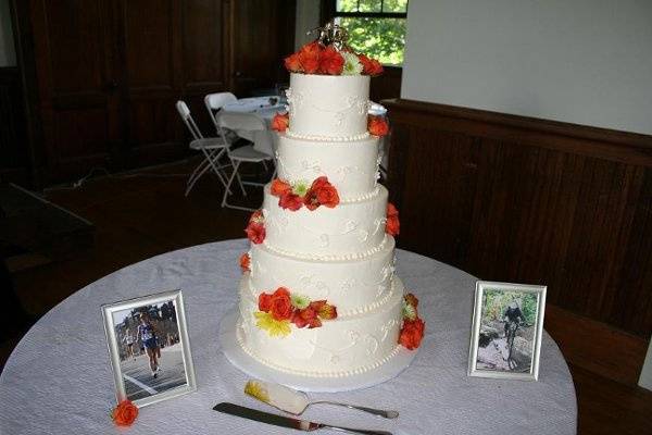 5-tier Wedding Cake, 204 Servings