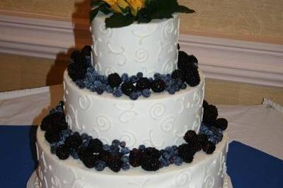 3-tier Wedding Cake, 130 Servings