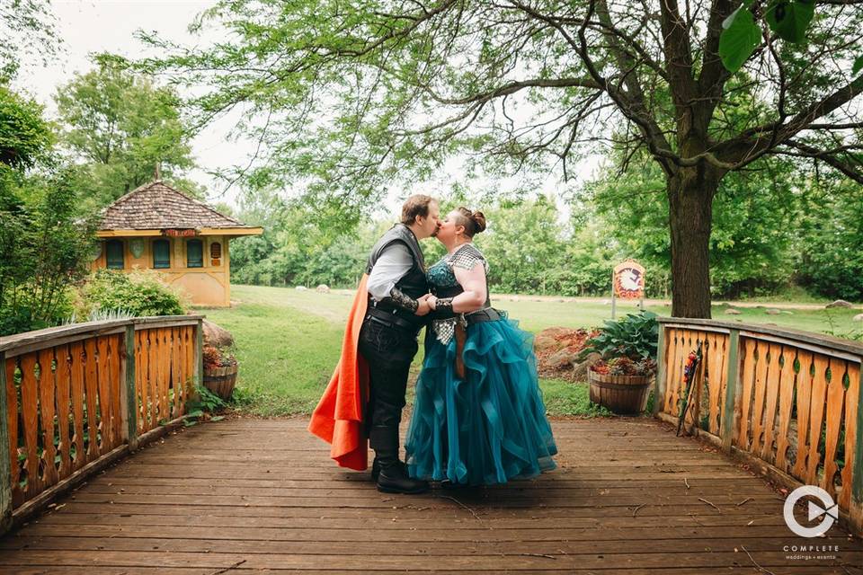PC: Complete Weddings + Events