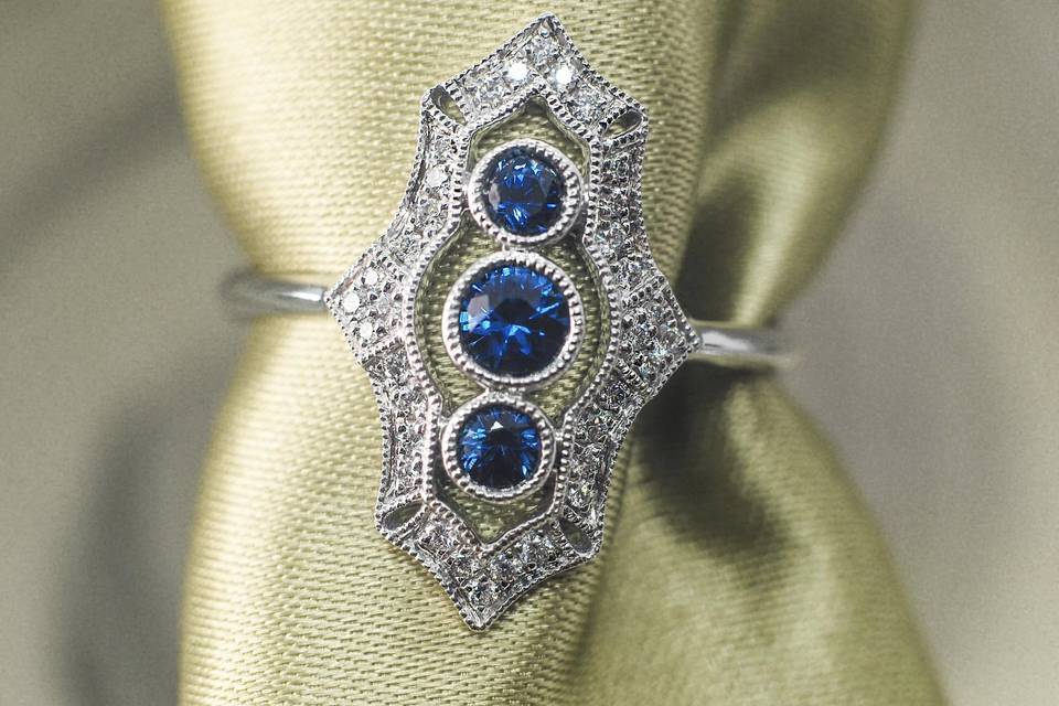 Vintage Sapphire Diamond Ring