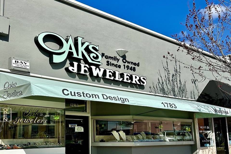 Oaks Jewelers Store Front