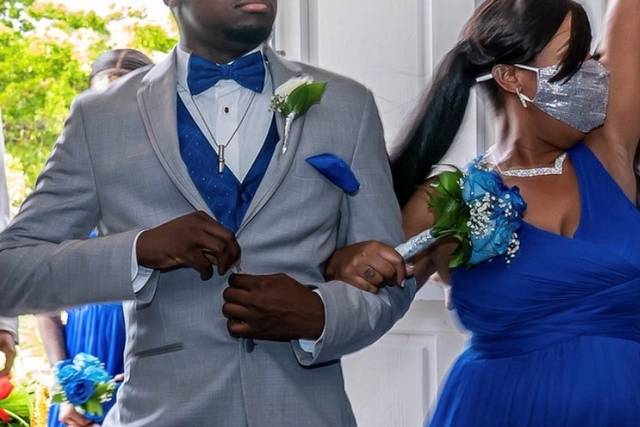 Arrival at the ceremony