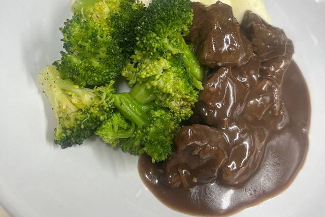 Red Wine Braised Beef Tips