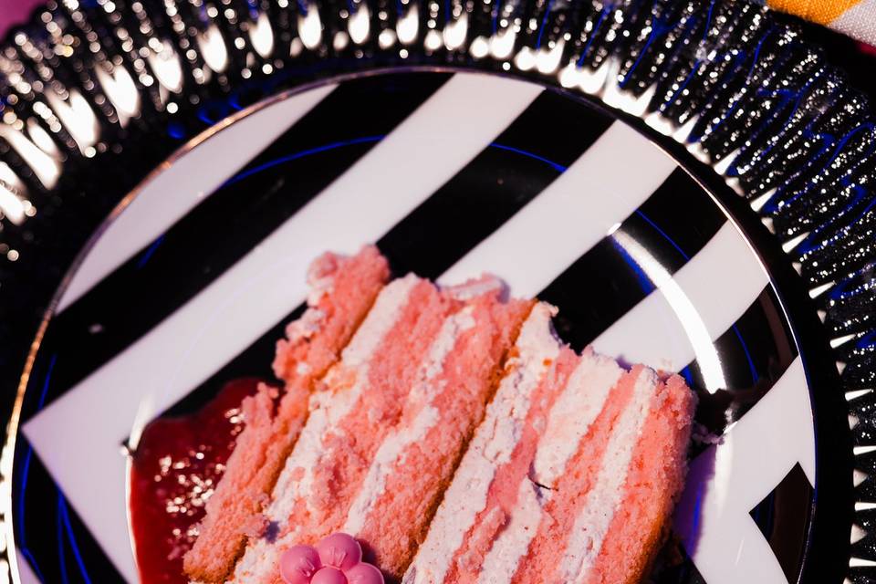 Champagne cake slice