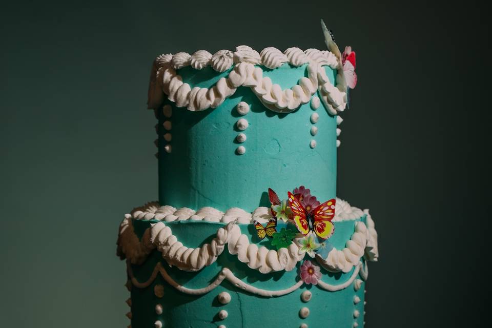 Vintage wedding cake