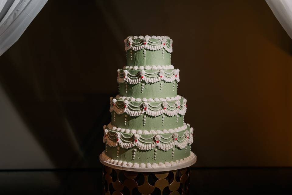 Vintage style tiered cake