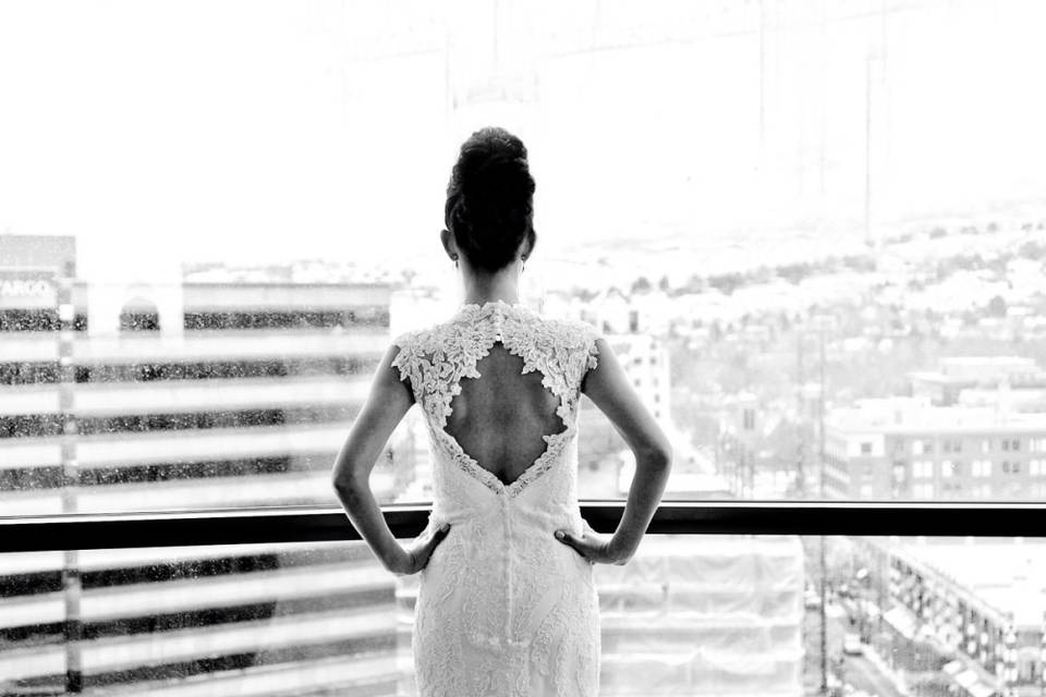 Beautiful bride! Overlooking downtown Boise cityscape.