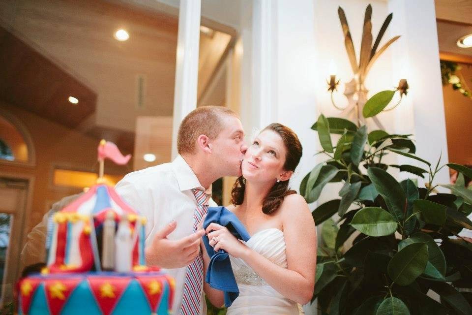 Cake Cutting Photo by The Long Farewell