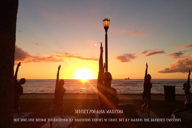 Beach | Sunset Yoga Hawaii