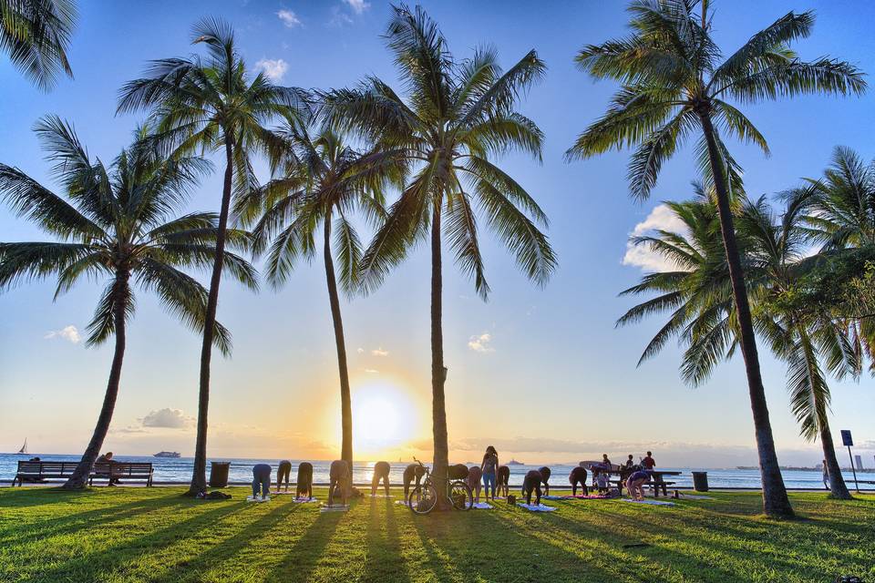 beach sunset yoga hawaii