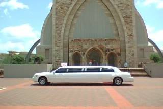 CAPTIVA LIMOUSINE