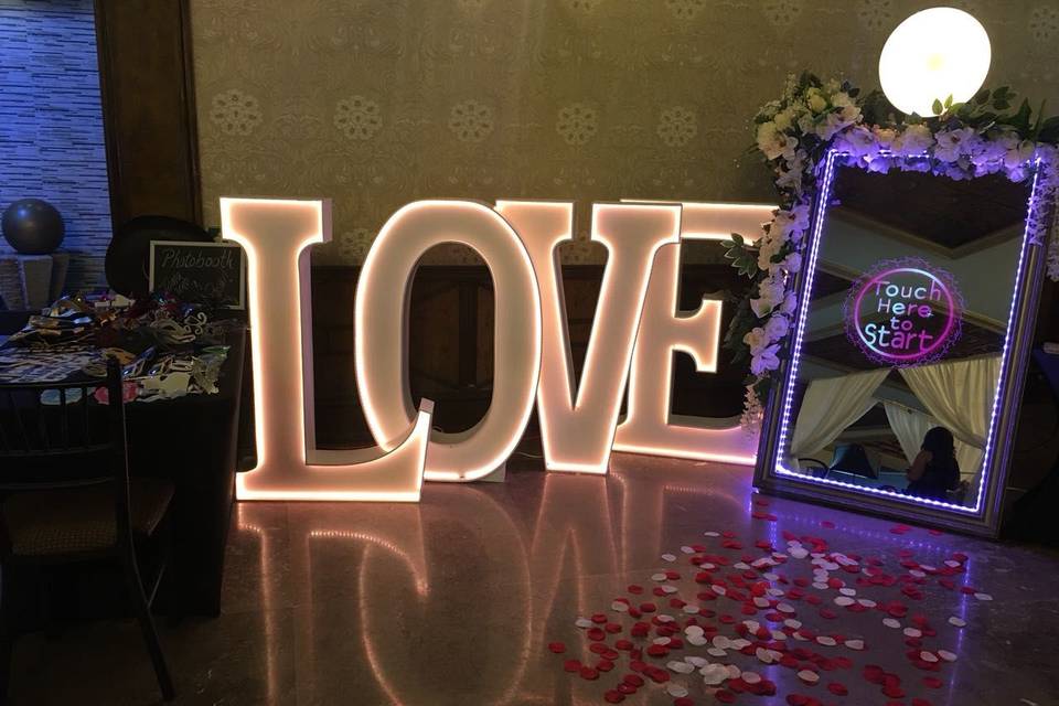 LOVE LED Letters