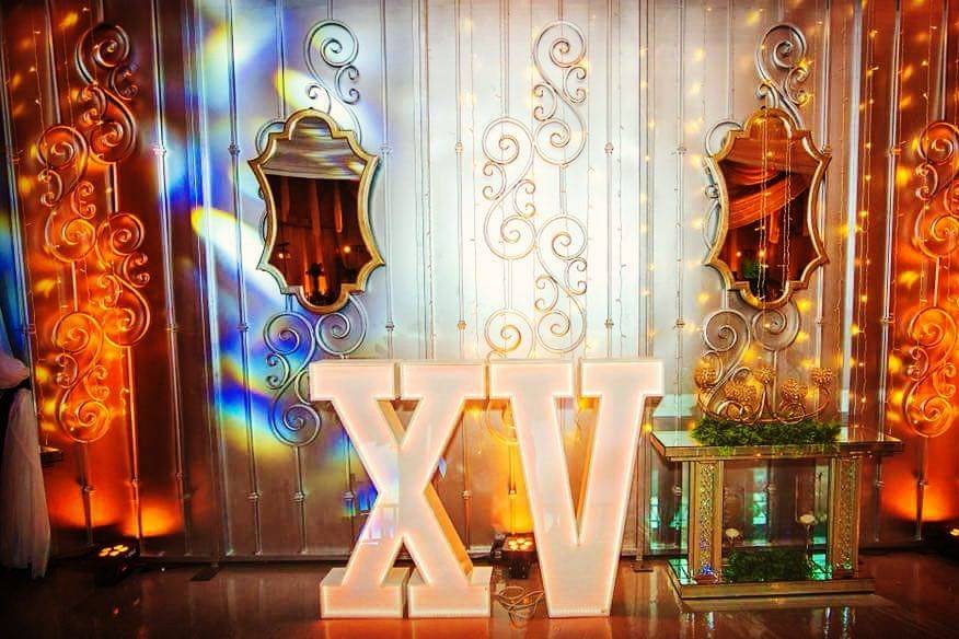 XV LED Letters