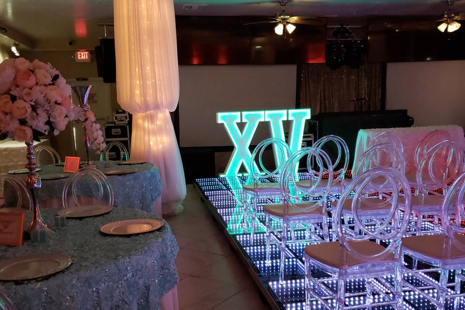 XV LED Letters