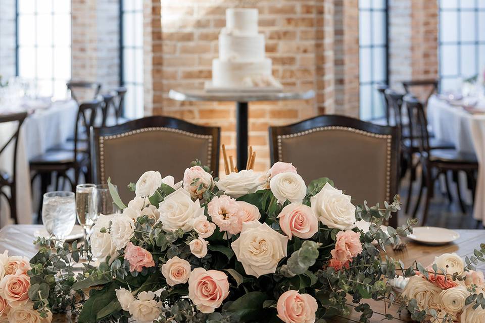 Sweetheart table