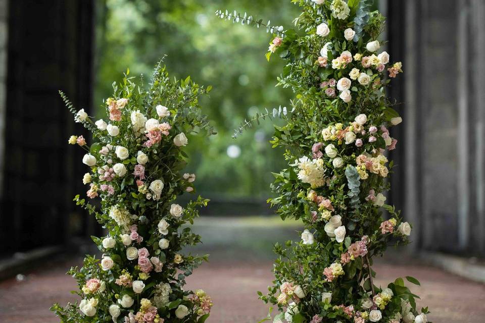 Aisle decoration