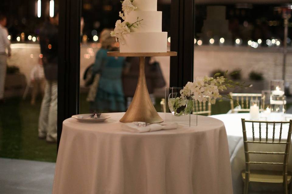 Wedding Cake Overlook Room