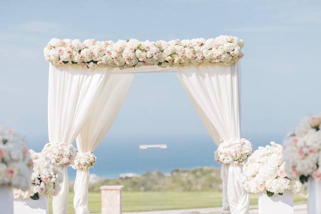 Outdoor ceremony