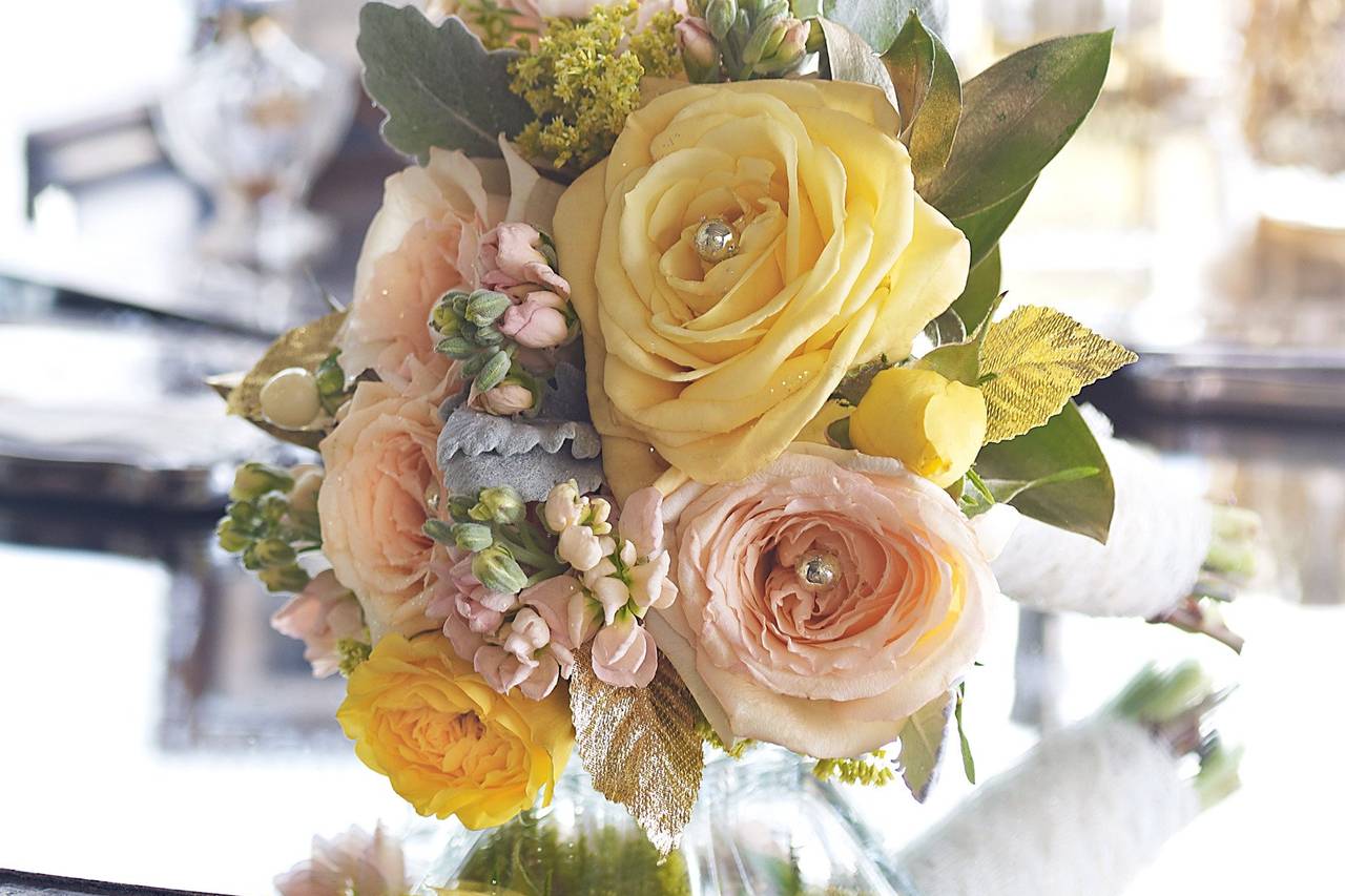 H-E-B BLOOMS - Wedding Florists - San Antonio, TX - WeddingWire