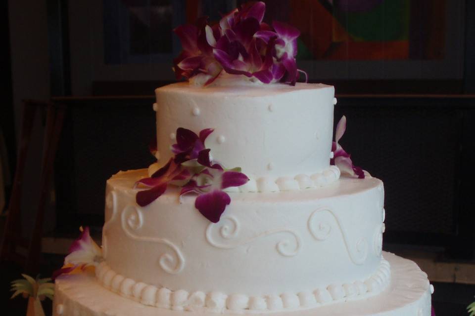 3-tier wedding cake