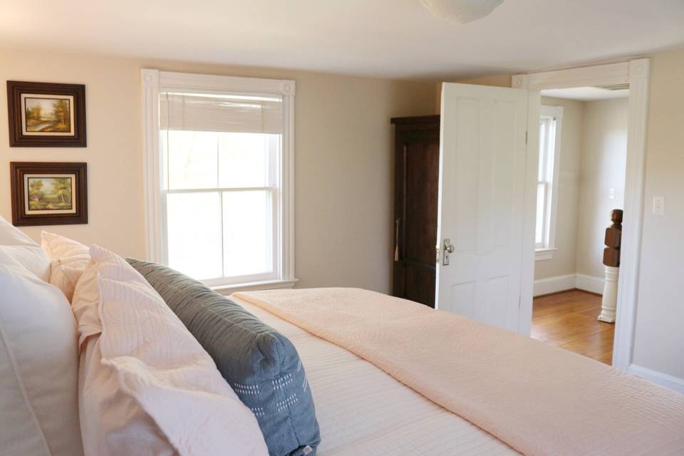 Farmhouse bedroom 1