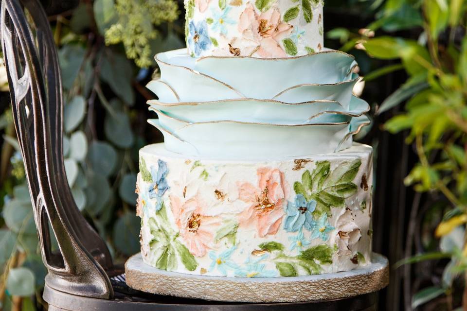 Logo inspo cake