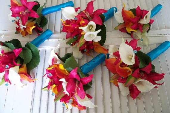 Malibu Beach Calla Lily Bridal Bouquet Set