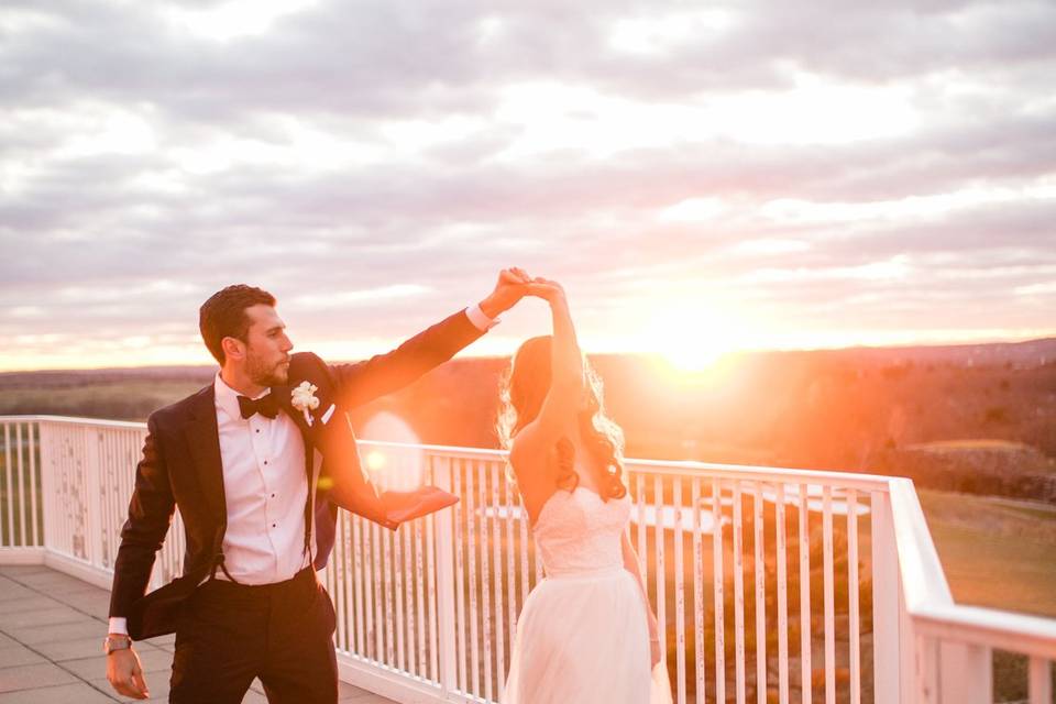 Sunset weddings