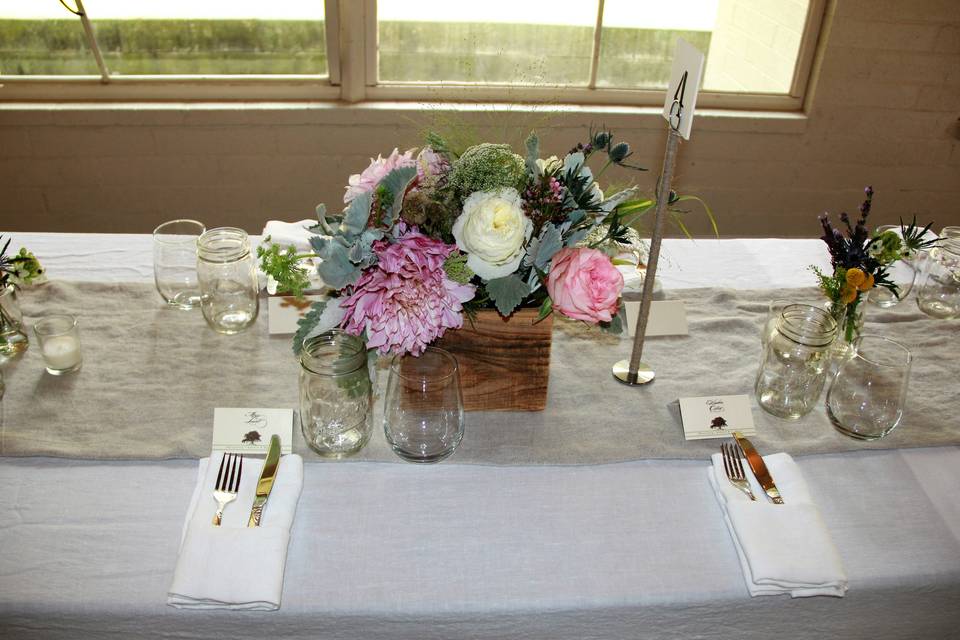 Table centerpiece