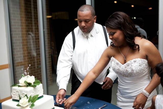 Newlywed couples