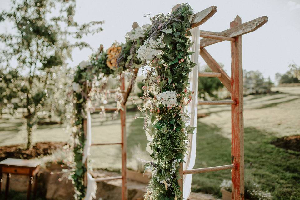 Ladder arch