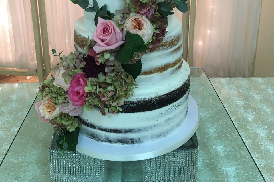 Naked Cake Design