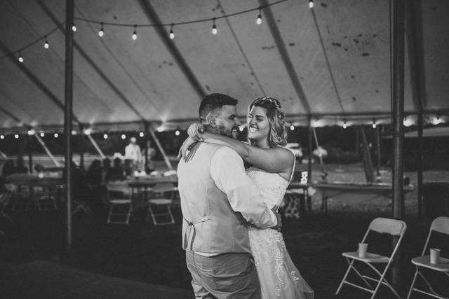 That first dance as newlyweds
