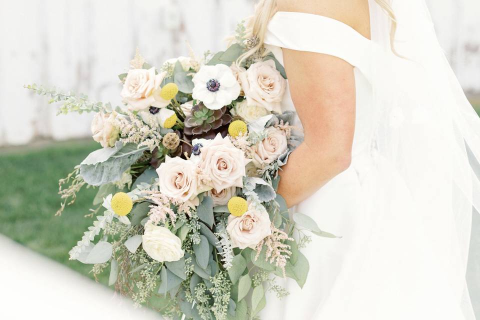 Bride & Flowers