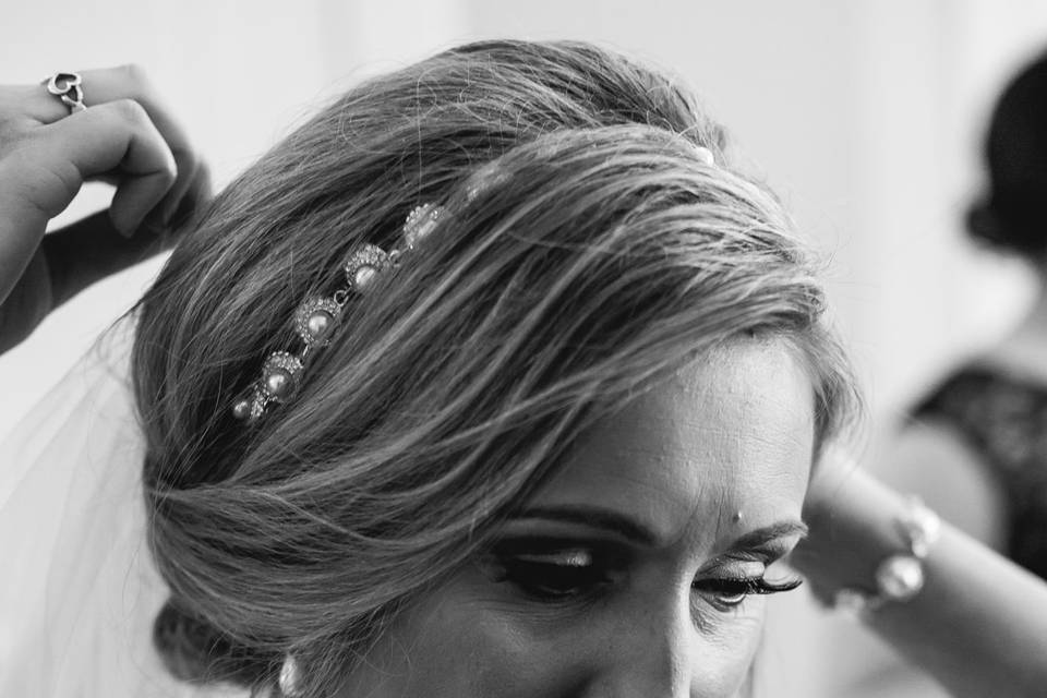 Black and white bridal portrait