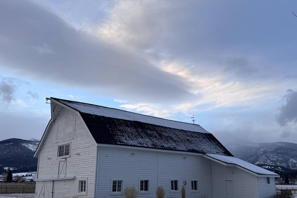 Big White Barn - Winter