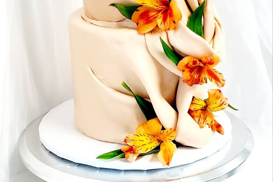 Fondant drape cake